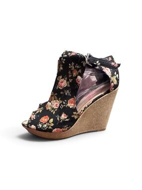 Unlisted by Kenneth Cole Black Floral Peep-Toe Wedge Sandals with Tan Wedge